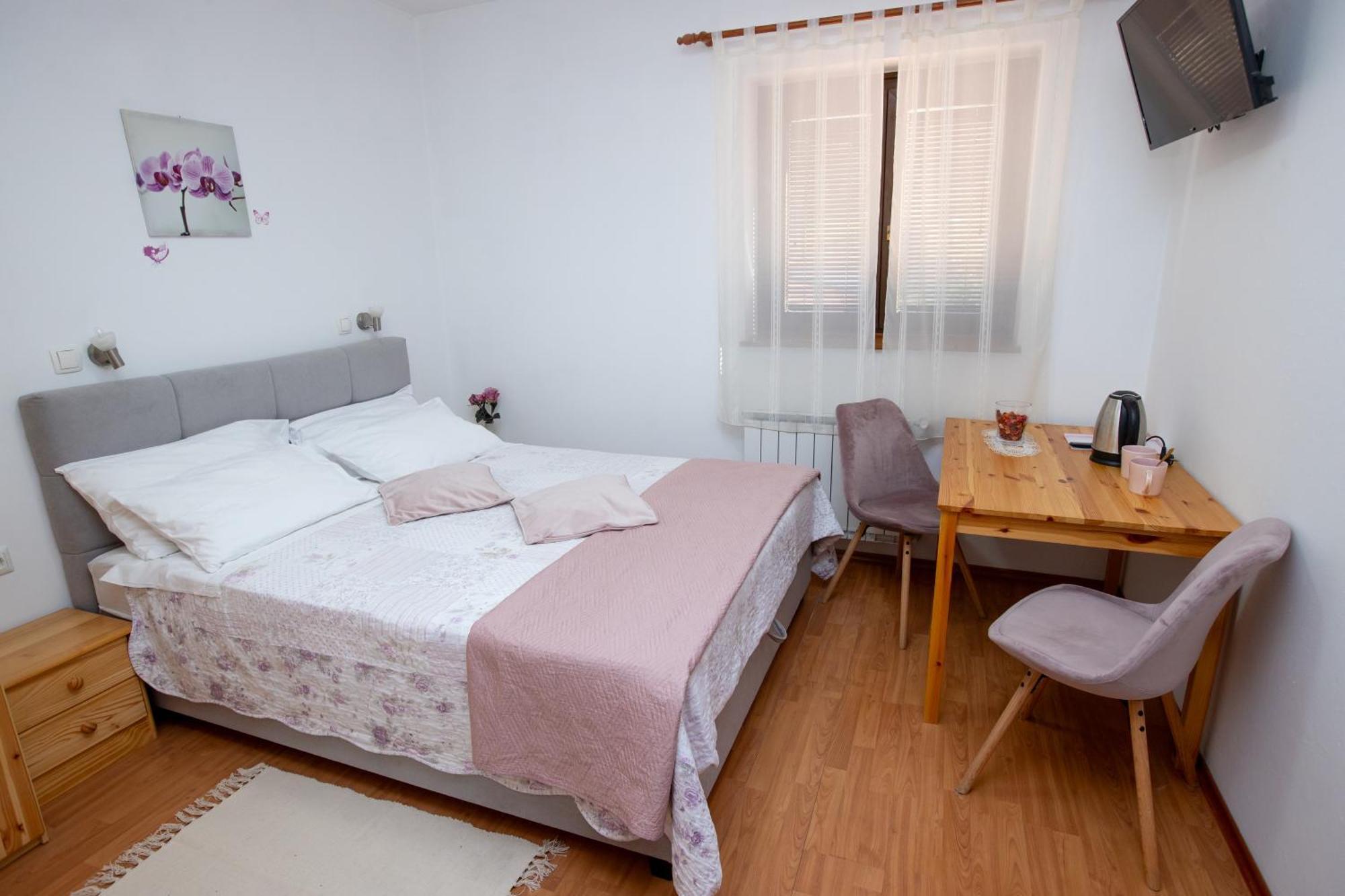 Guesthouse Sanabor بوستوينا المظهر الخارجي الصورة